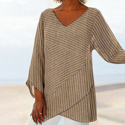 SERENYA – SOFT LINES DRAPED TOP