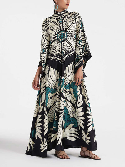 FIORINA – BLOOMING CONTRAST IN A FLOWING SILHOUETTE
