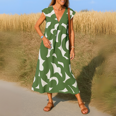 VALÉRIE – BREEZY ELEGANCE WITH A GRACEFUL NECKLINE