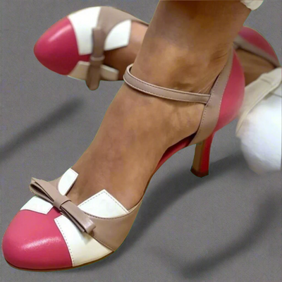 BELLAROSA – PLAYFUL CHARM WITH A COLORFUL BOW