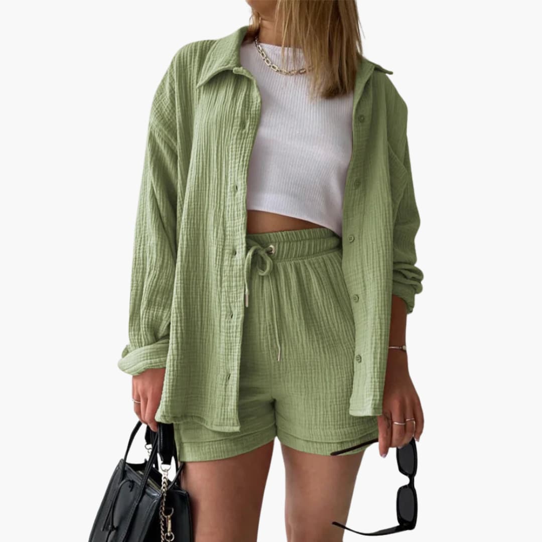 AURÉLIE – EFFORTLESS CHIC IN A TWO-PIECE FLOW
