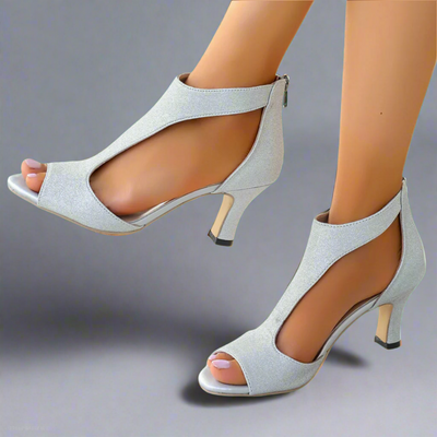 HEIDRUN – ELEVATED EASE IN TIMELESS ELEGANCE