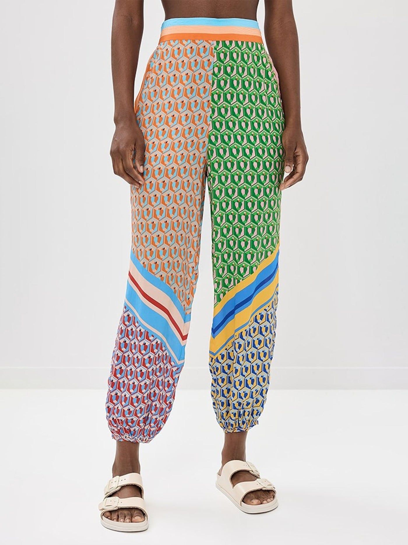BLOOM – COLORBLOCK GEOMETRIC SET IN EFFORTLESS DRAPE