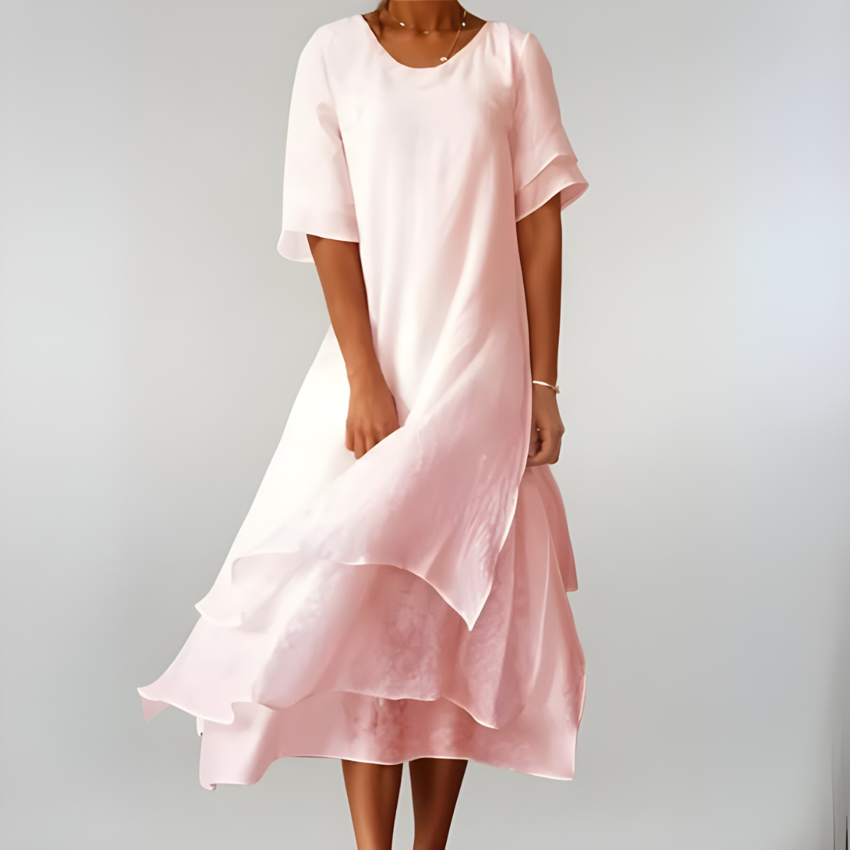 AGNÈS – BREEZY COTTON ELEGANCE IN A FLOWING SILHOUETTE