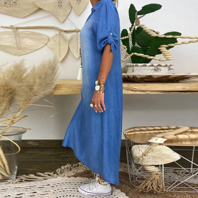 LEA – DENIM CHARM WITH A MODERN SIDE SLIT