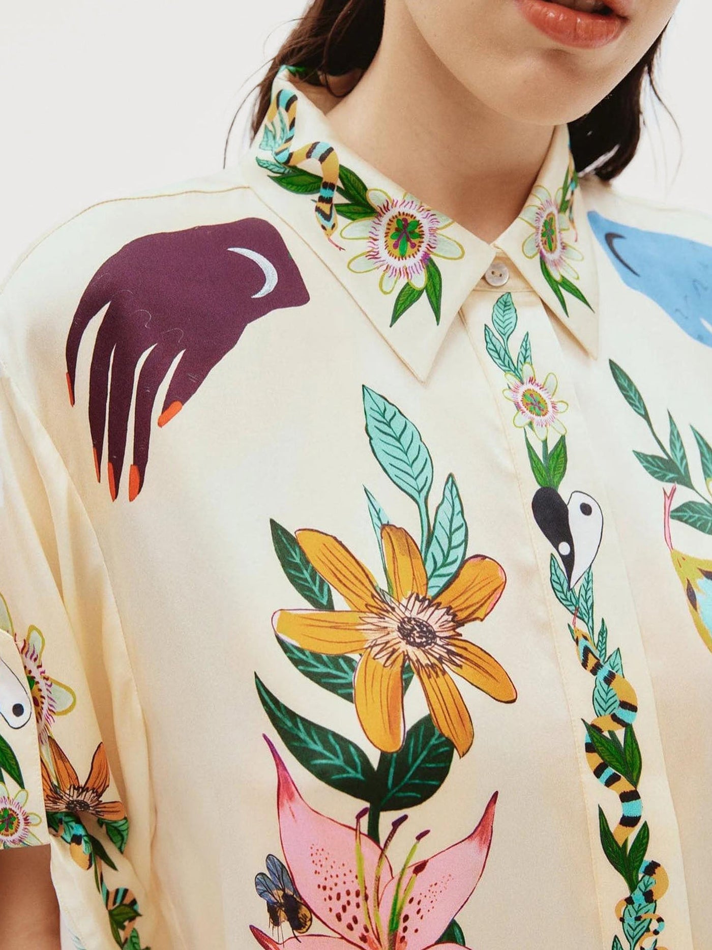 SATIN SUIT – LUXE DRAPE WITH A REFINED PRINT