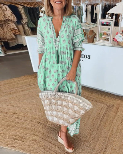 Giulia – soft charm with a vintage flutter