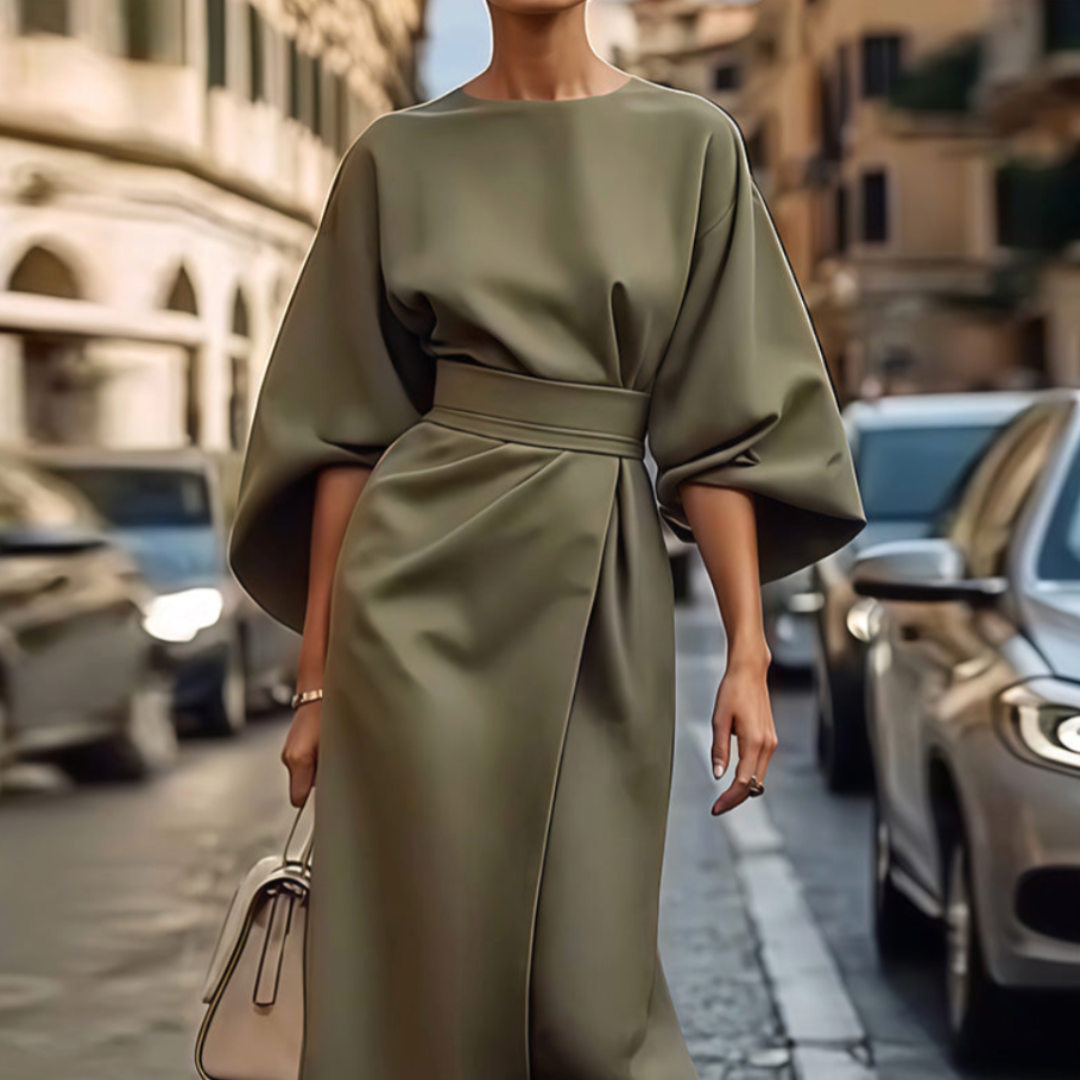 MIA – GRACEFUL SILHOUETTE IN MOTION