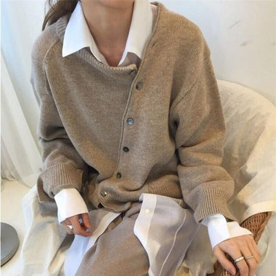 LINDA - CASHMERE VEST WITH ASYMMETRICAL BUTTONS