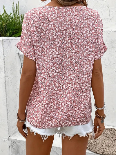 VERNA – CHIC BLOUSE WITH A BLOSSOMING TOUCH