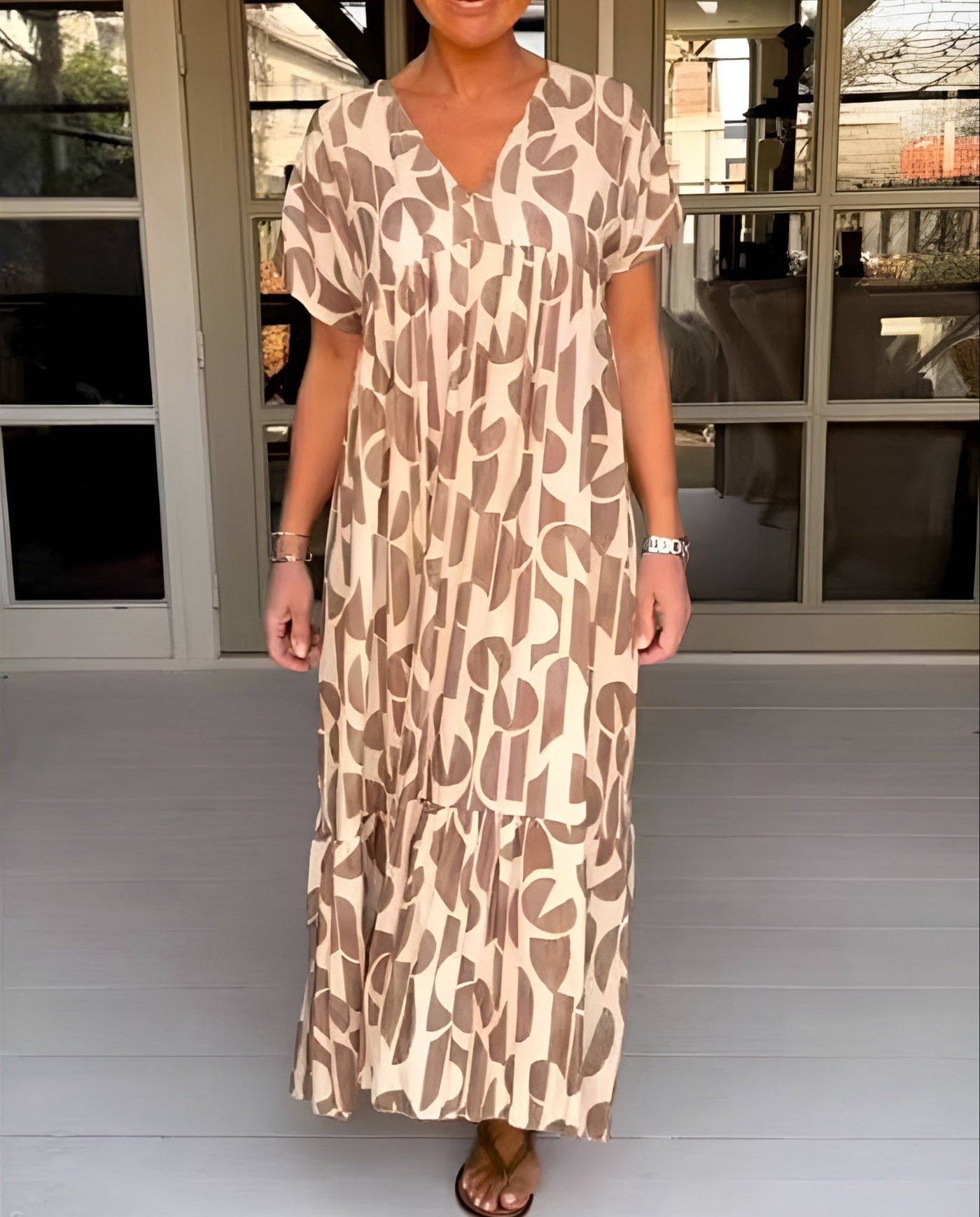 COLETTE – FLOWING CHARM V-NECK DRESS