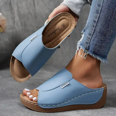 Saara – artisan comfort in every step