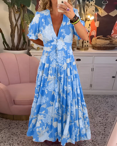 Caterina – soft bloom elegance with hidden charm