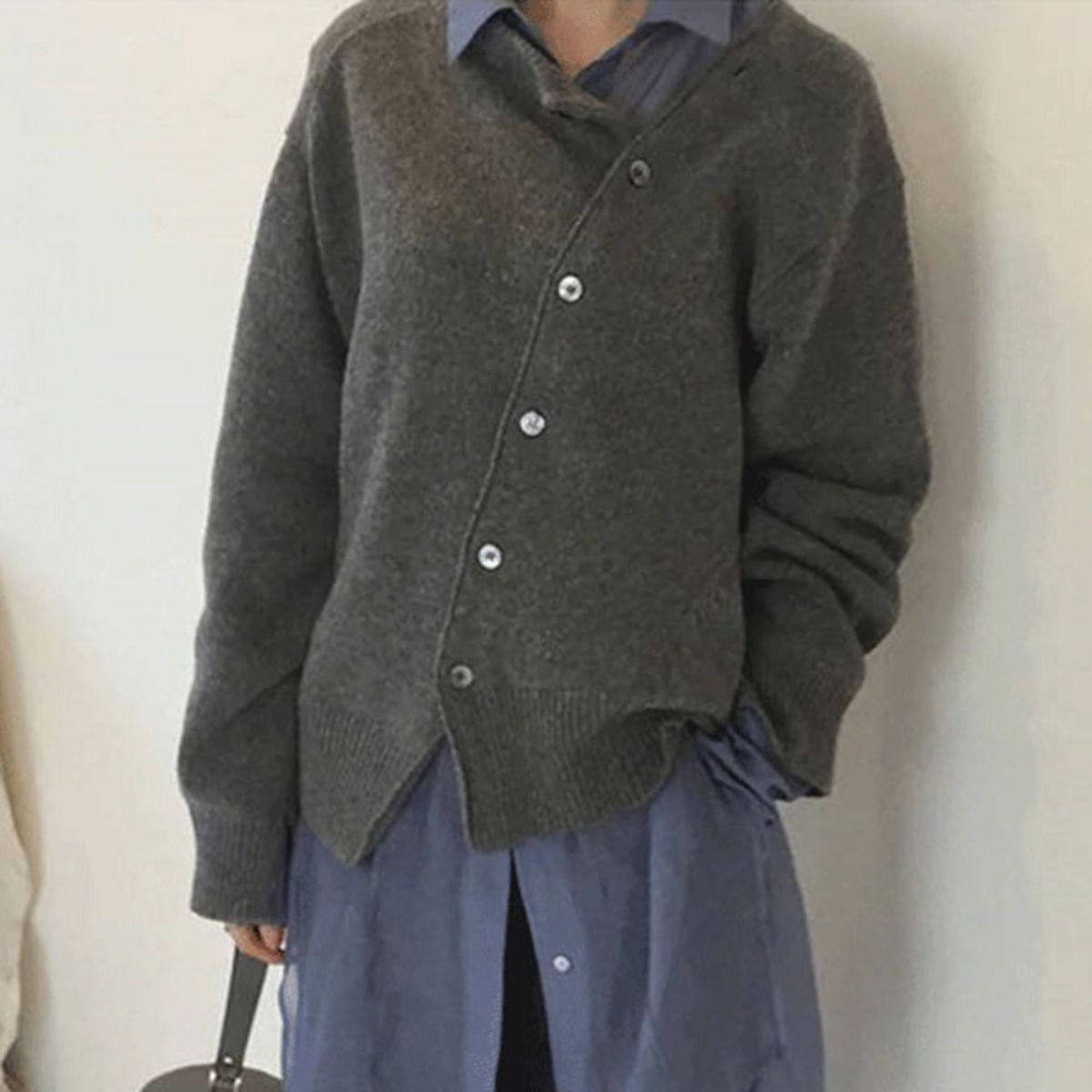 LINDA - CASHMERE VEST WITH ASYMMETRICAL BUTTONS