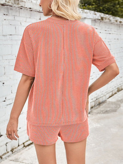 JINTE – SOFT SERENITY IN CORDUROY COMFORT