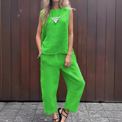 JULIA – SLEEK SERENITY SET WITH SLEEVELESS TOP AND FLOWING TROUSERS