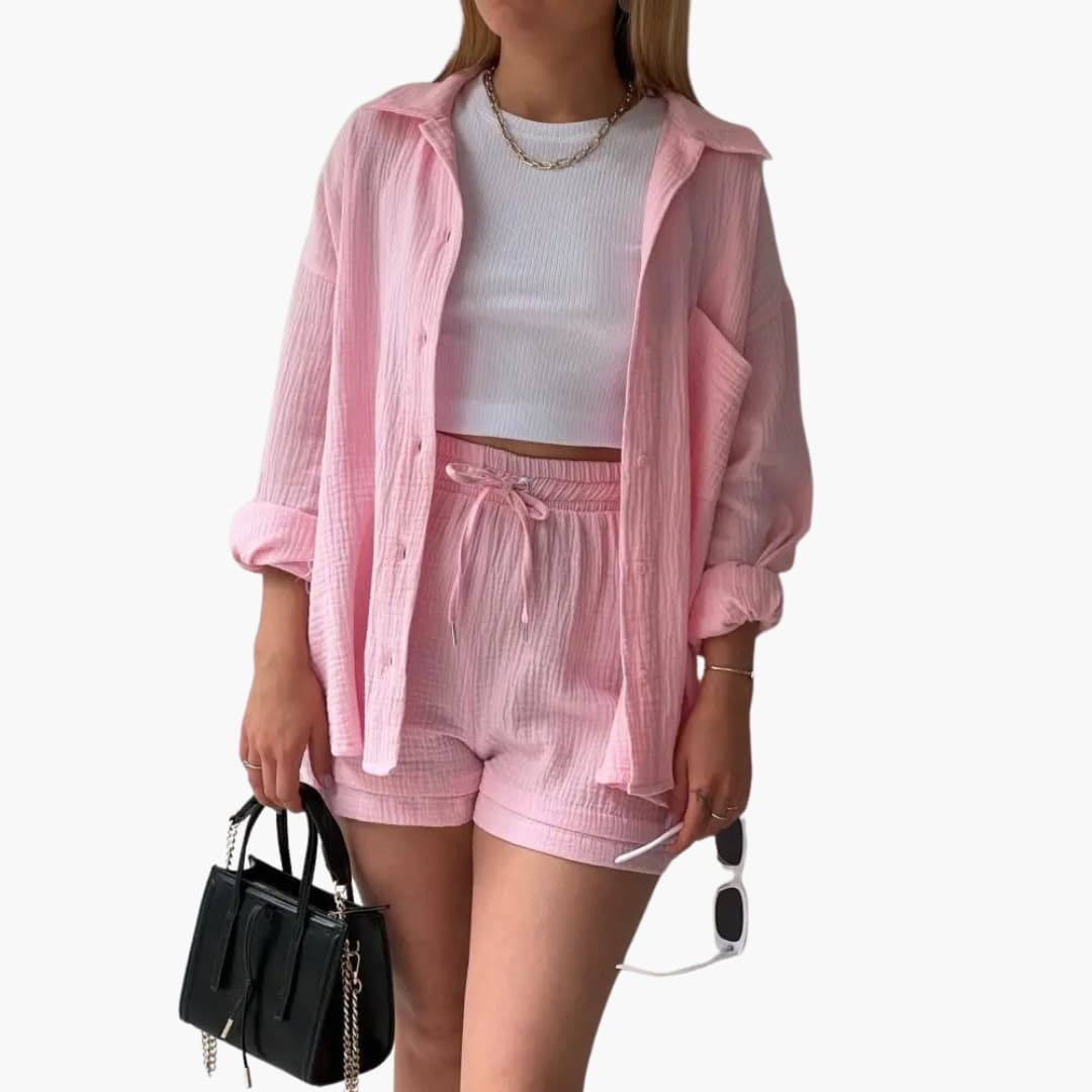 AURÉLIE – EFFORTLESS CHIC IN A TWO-PIECE FLOW