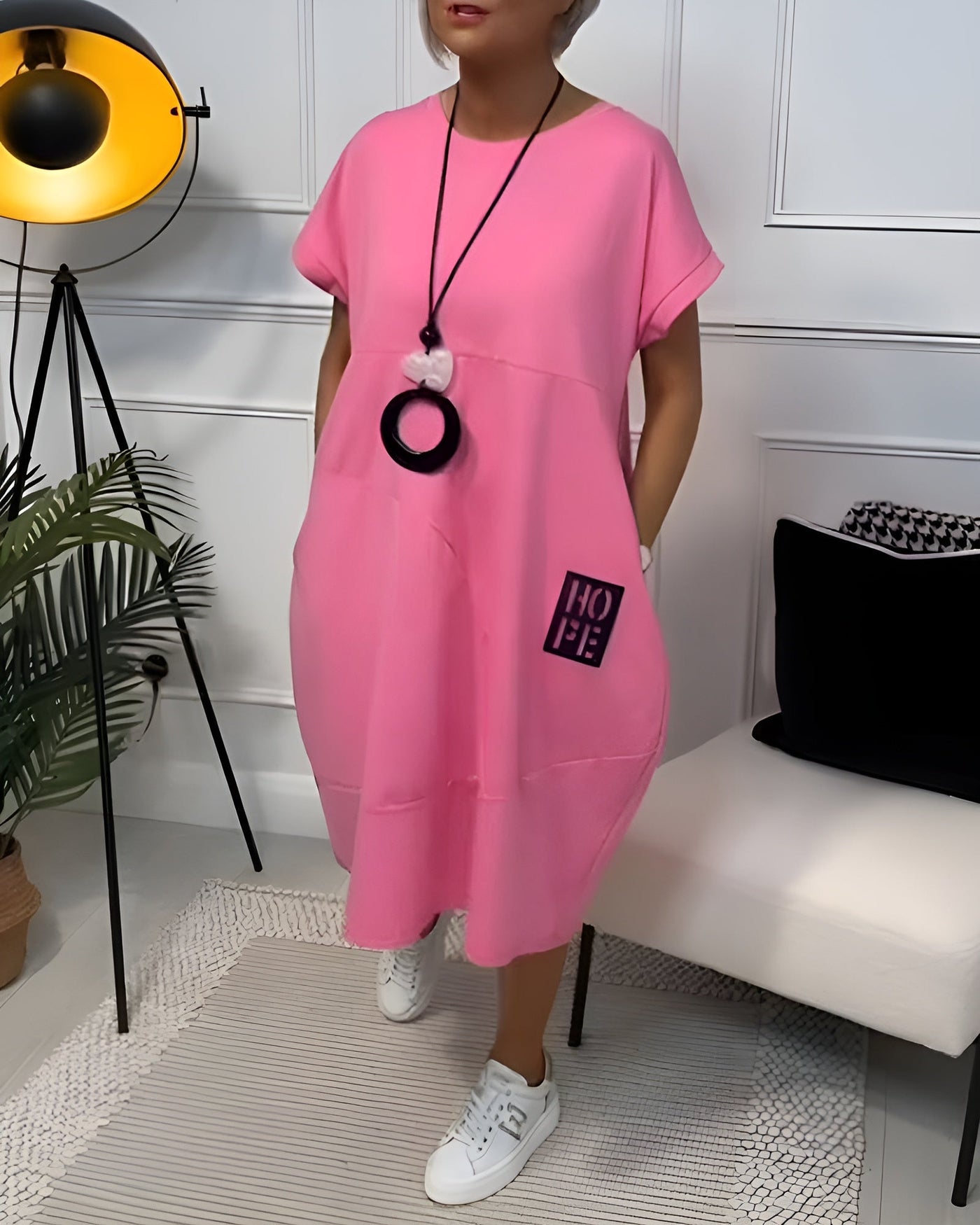 IRIS – SOFT CHARM SHORT SLEEVE DRESS