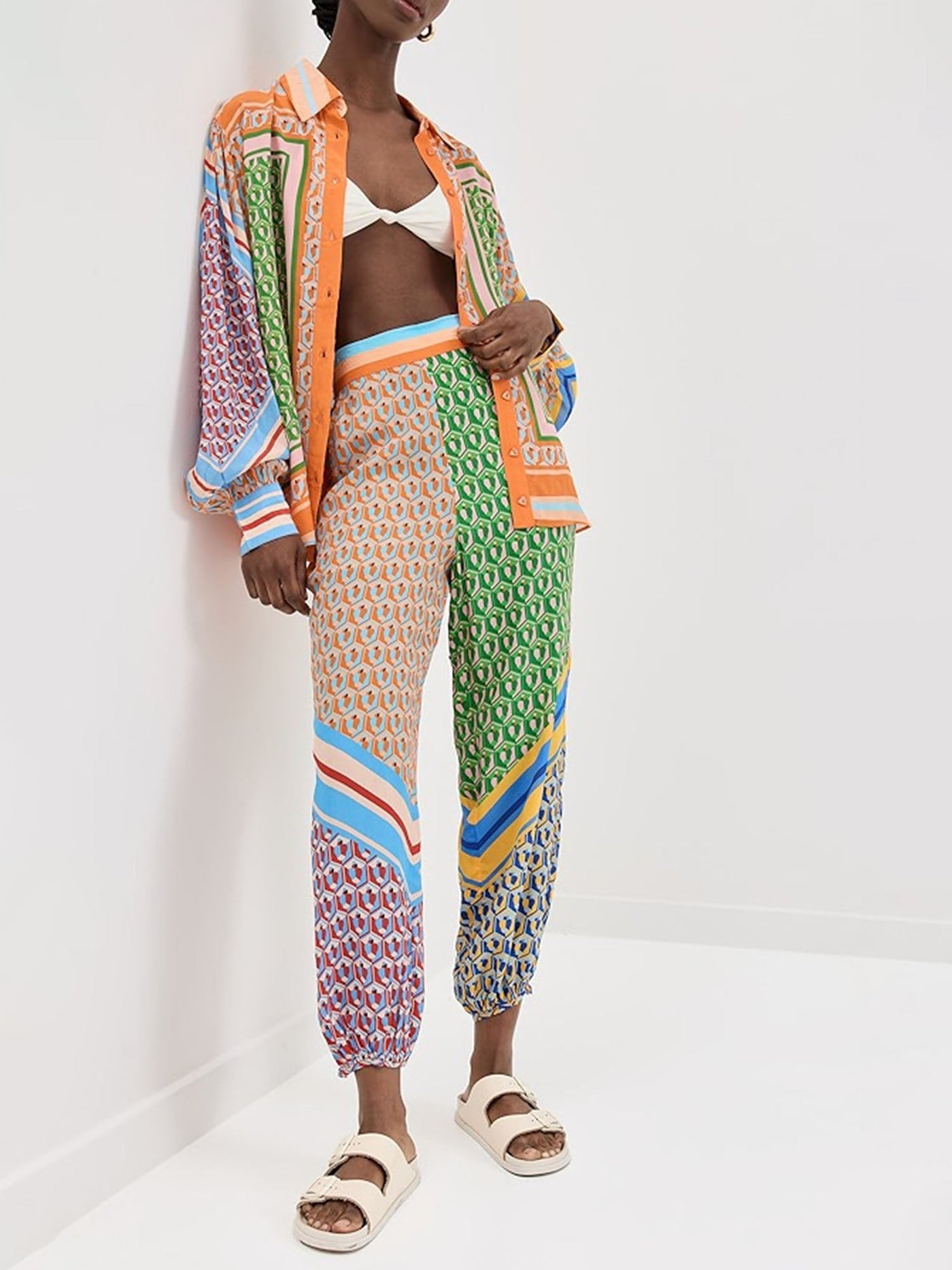 BLOOM – COLORBLOCK GEOMETRIC SET IN EFFORTLESS DRAPE
