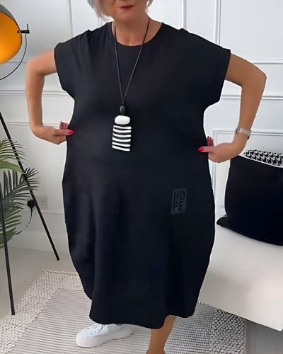 IRIS – SOFT CHARM SHORT SLEEVE DRESS