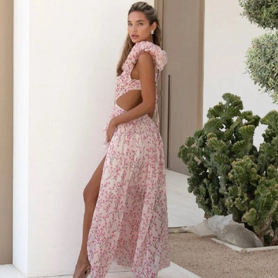 ROBIN – FLOWING LAYERS WITH ELEGANT CUTOUTS