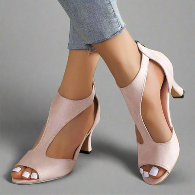 HEIDRUN – ELEVATED EASE IN TIMELESS ELEGANCE