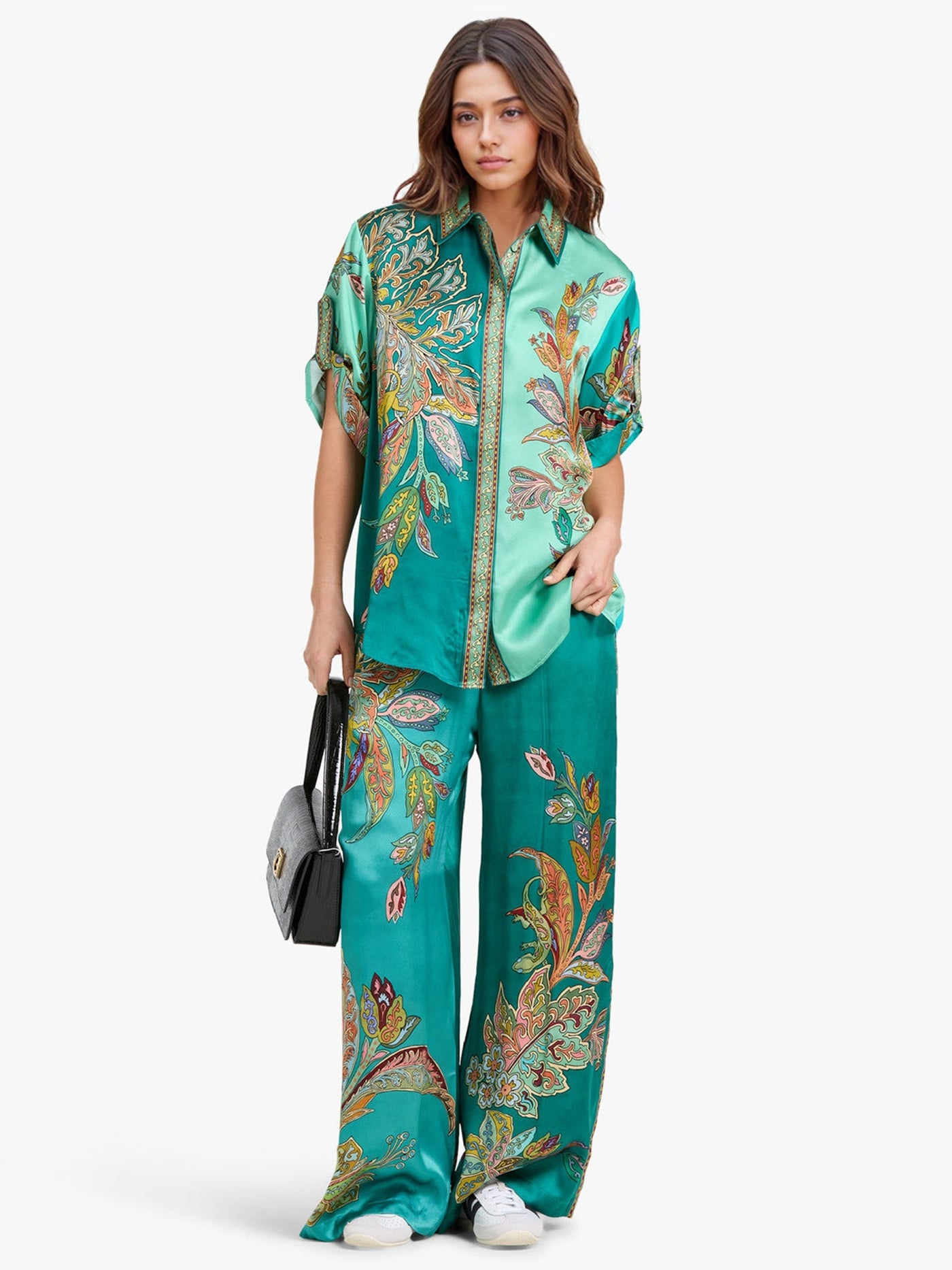 EMERALD LUXE – OVERSIZED SHIRT & FLOWY TROUSER SET IN JEWEL TONES
