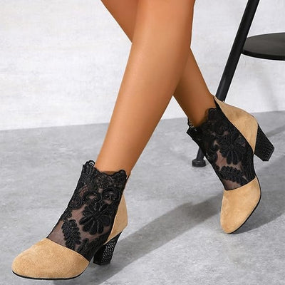 ELEGANT SUMMER PUMPS- WITH LACE & RHINESTONES
