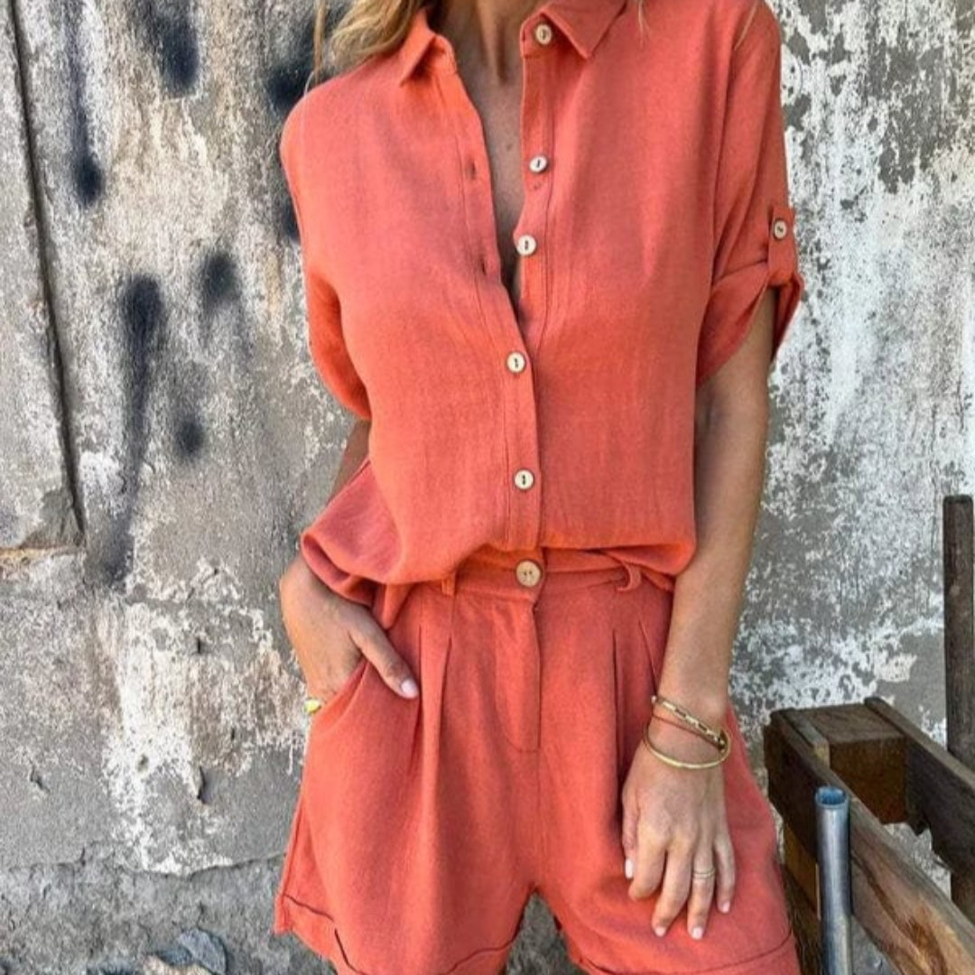 MARY – BREEZY CHARM IN SOFT COORDINATES