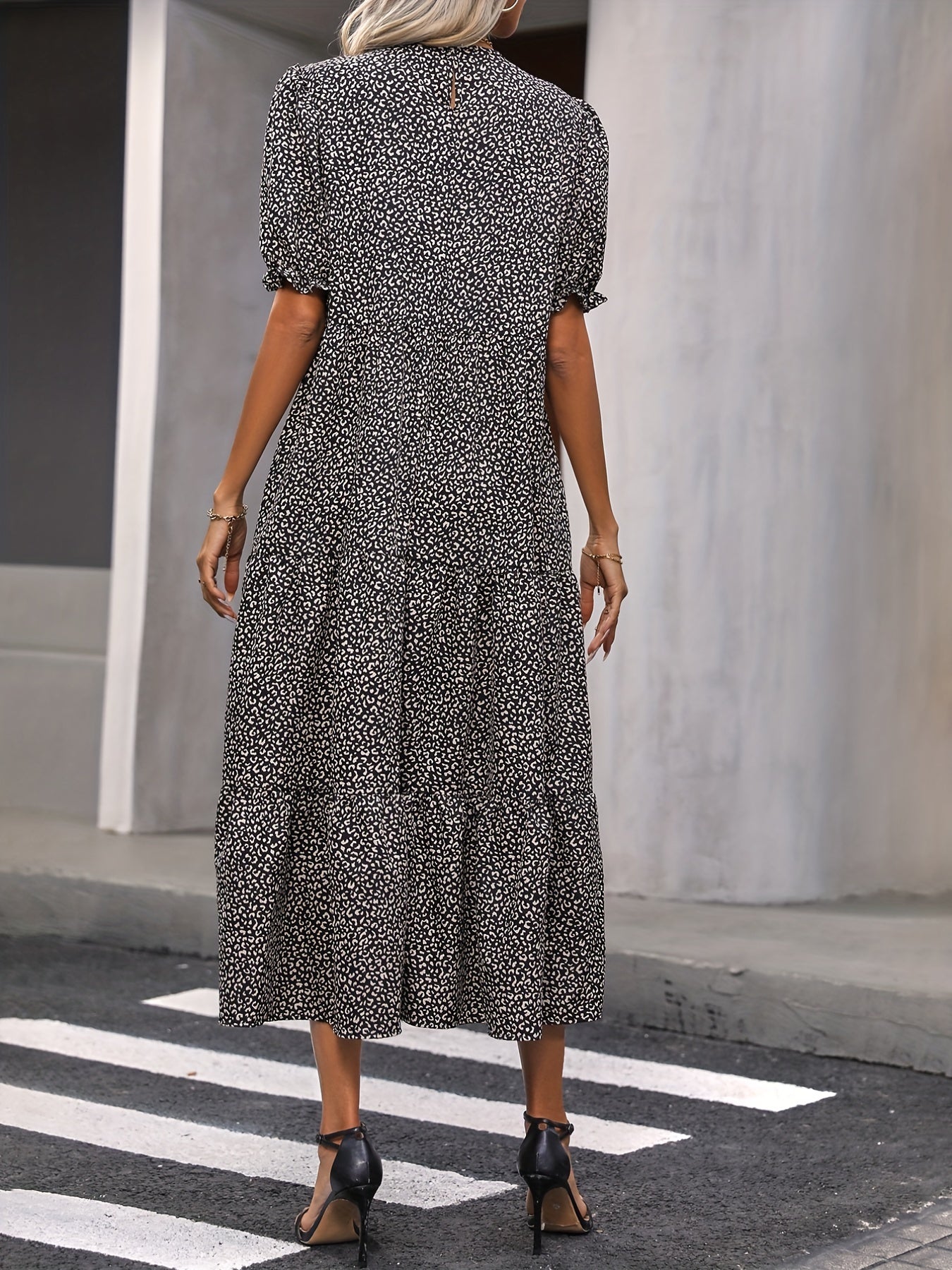 ADELINA – TIERED CHARM PUFF-SLEEVE DRESS