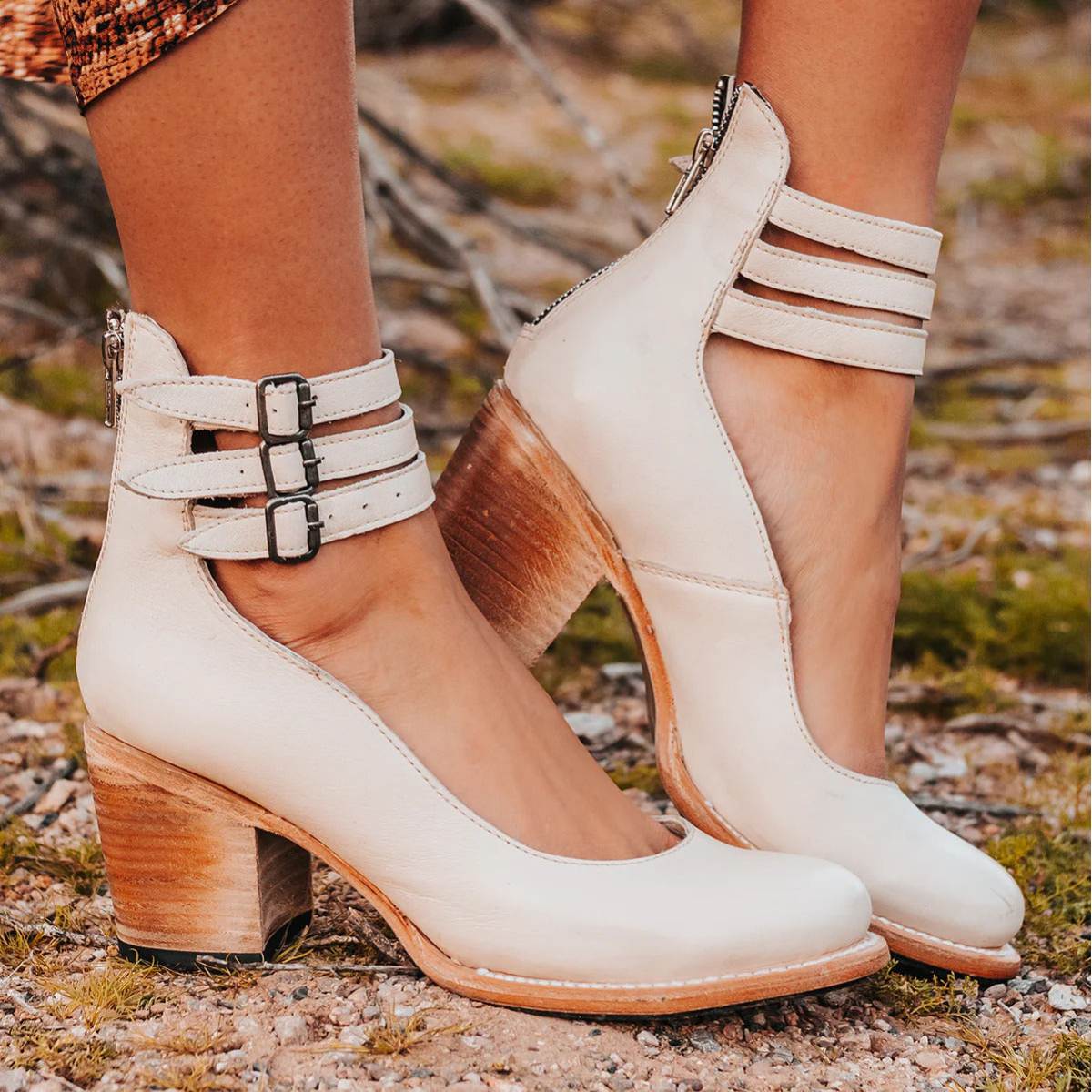 GINEVRA – BOLD BALANCE IN MULTI-STRAP ELEGANCE