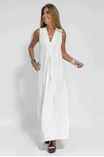 ELEGANCIA – EFFORTLESS EVENING GOWN WITH MATCHING CARDIGAN