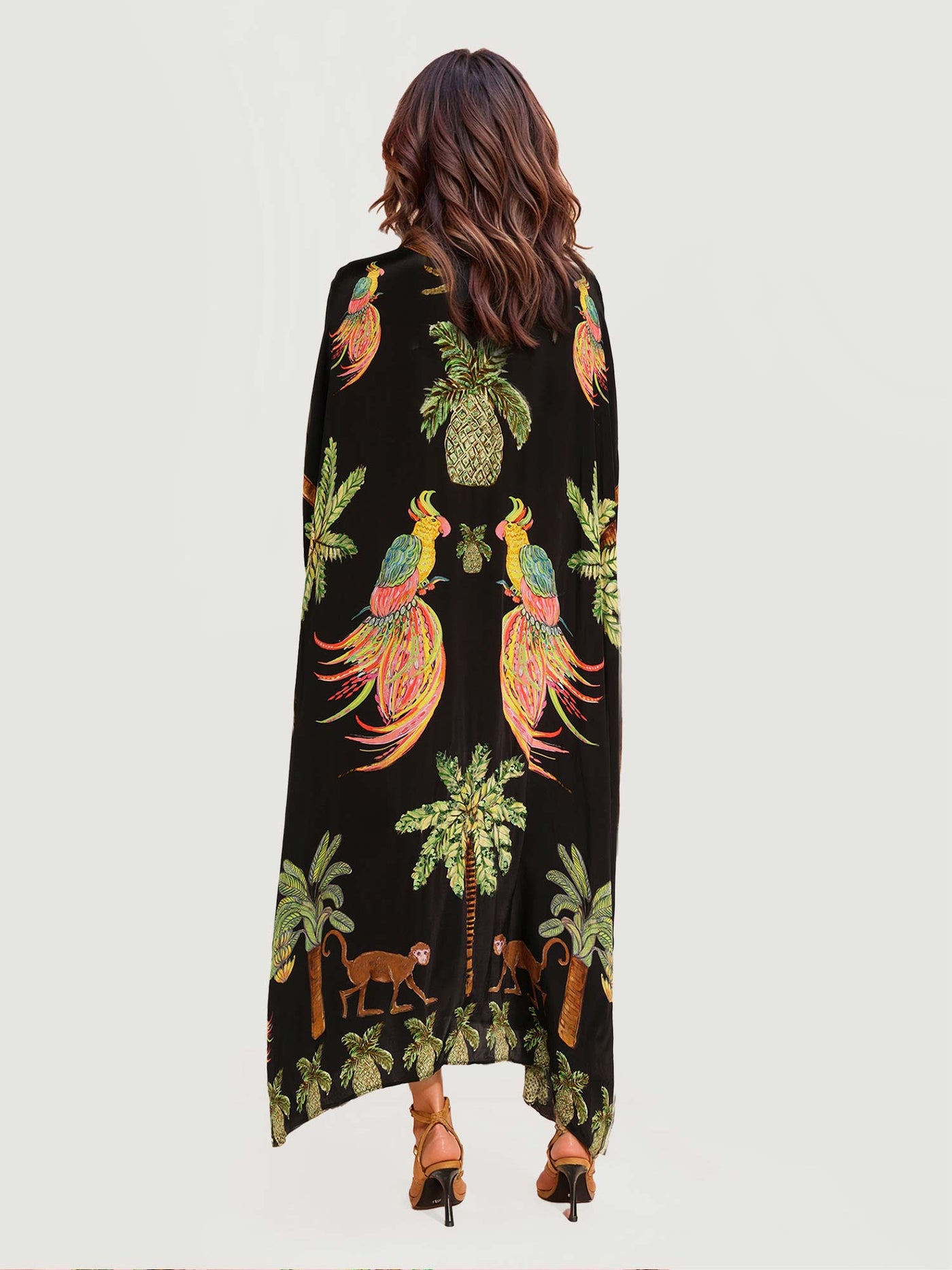 PARROT – MAXI DRESS WITH AN EXOTIC TOUCH