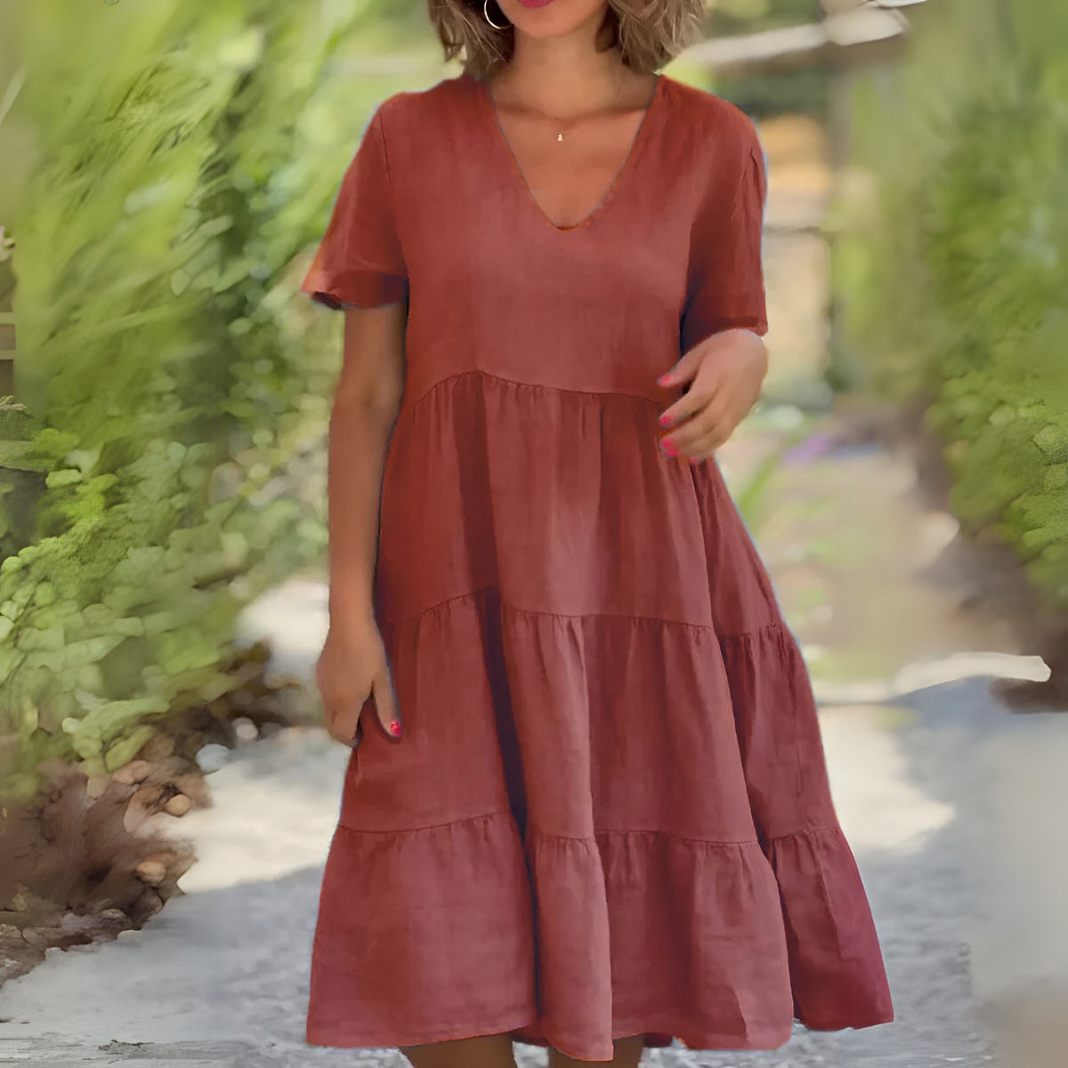 LUCE – FLOWING CHARM V-NECK DRESS