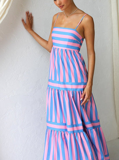 Sofia – soft curves summer muse