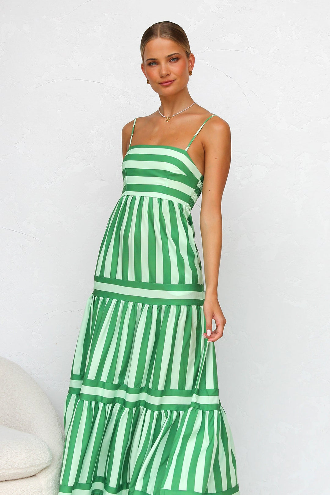 Sofia – soft curves summer muse
