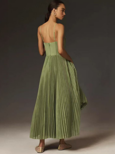 Serena – timeless charm with a modern glow