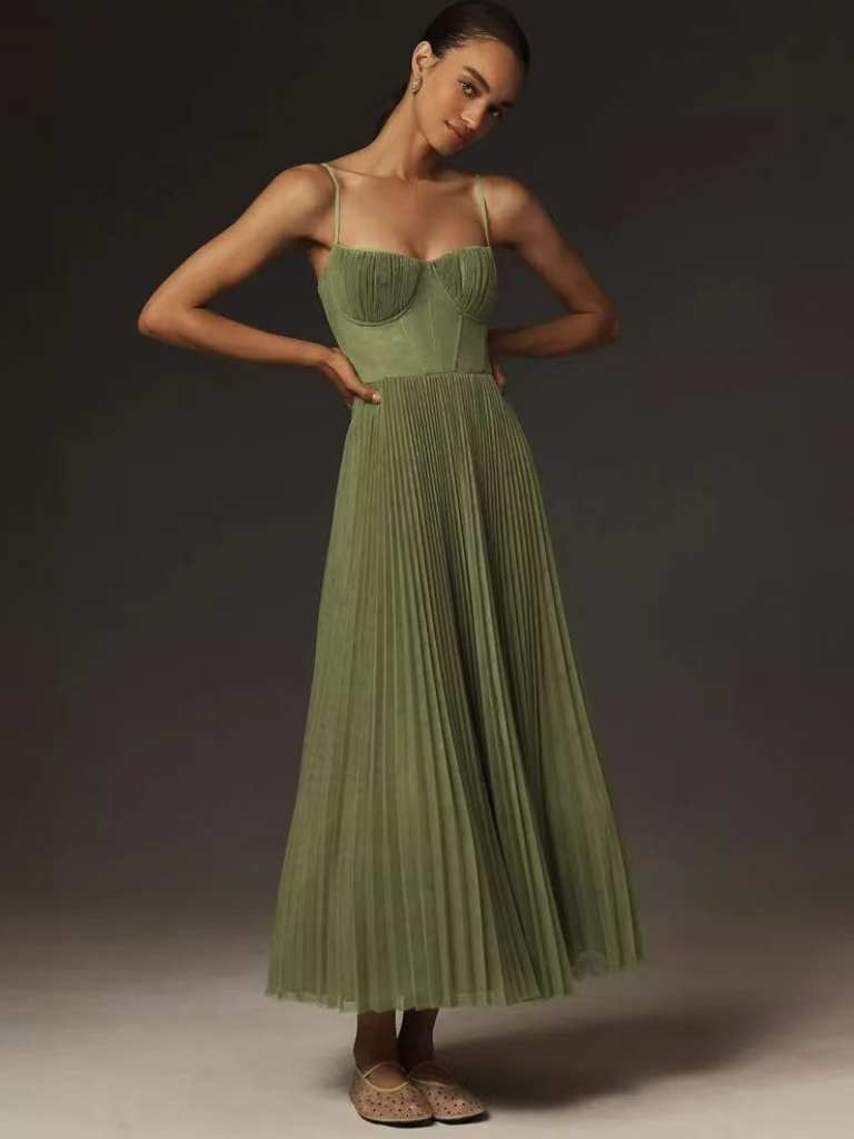Serena – timeless charm with a modern glow