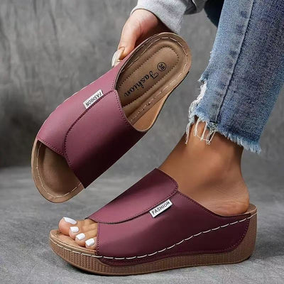 Saara – artisan comfort in every step