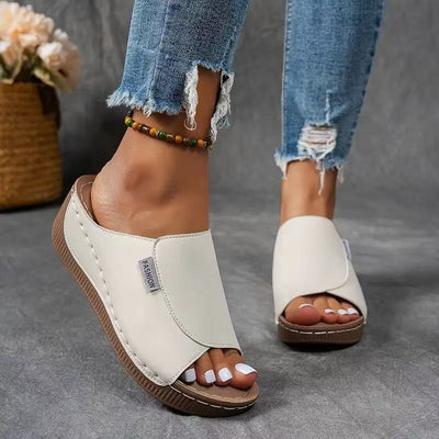 Saara – artisan comfort in every step