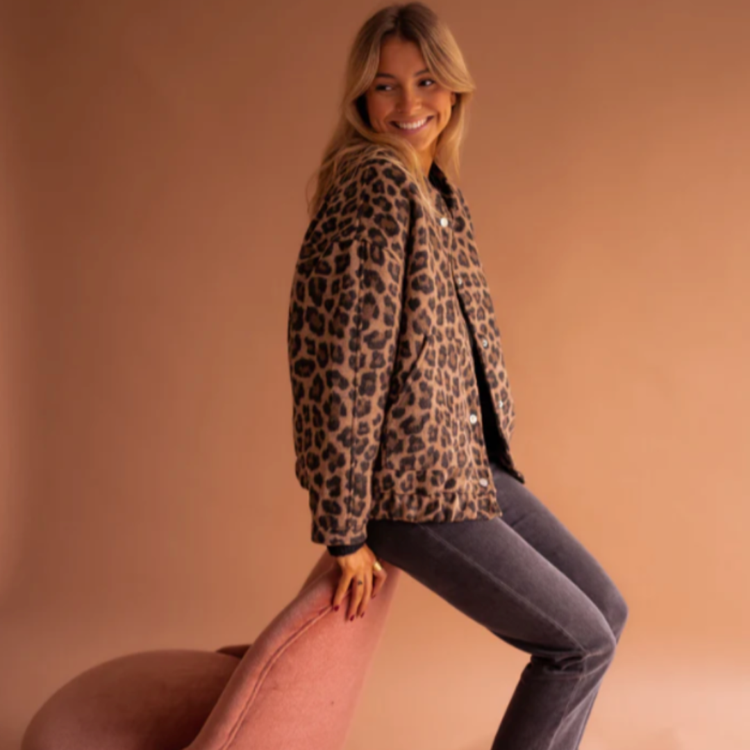 DAWN – WILD GRACE LEOPARD BOMBER