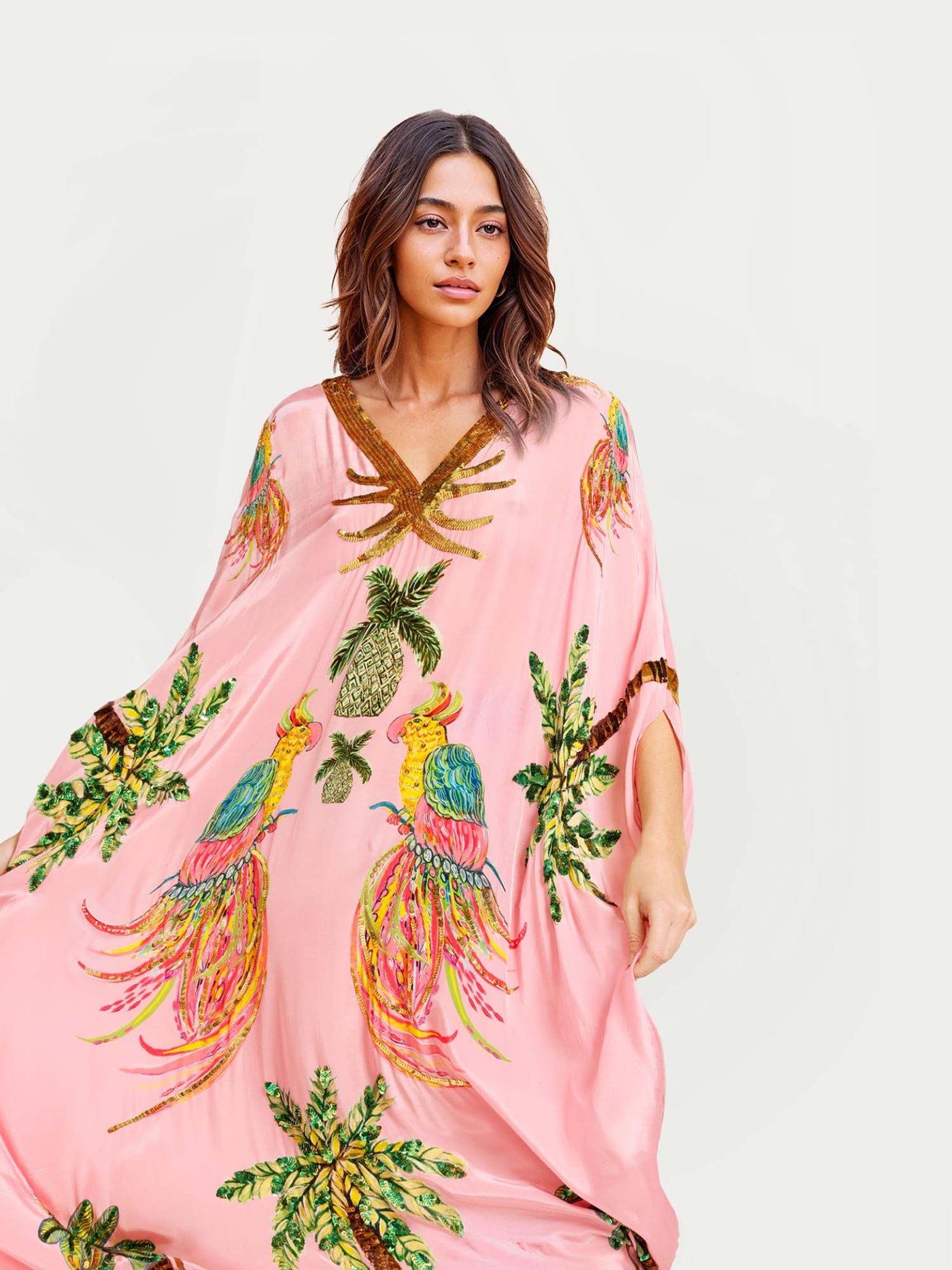 PARROT – MAXI DRESS WITH AN EXOTIC TOUCH