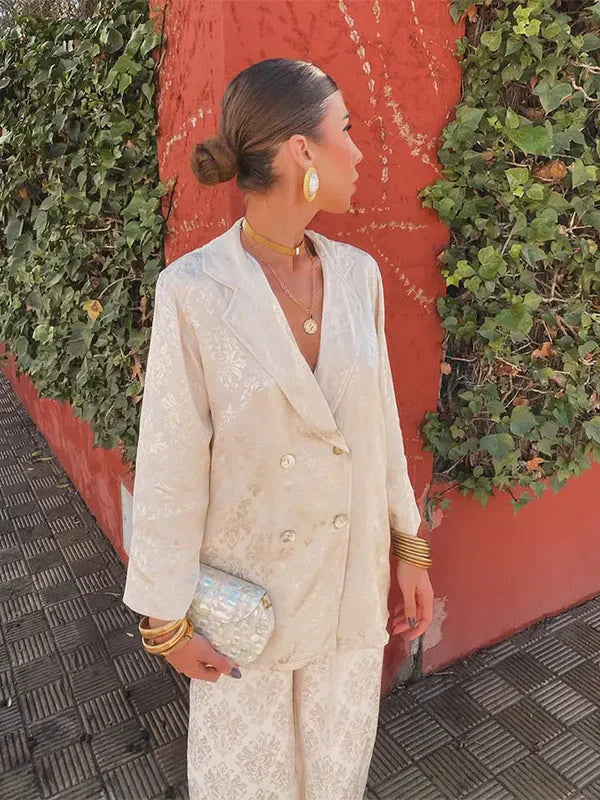 ELOISE – TAILORED JACQUARD SOPHISTICATION