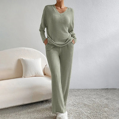 LIV - KNITTED 2-PIECE SET