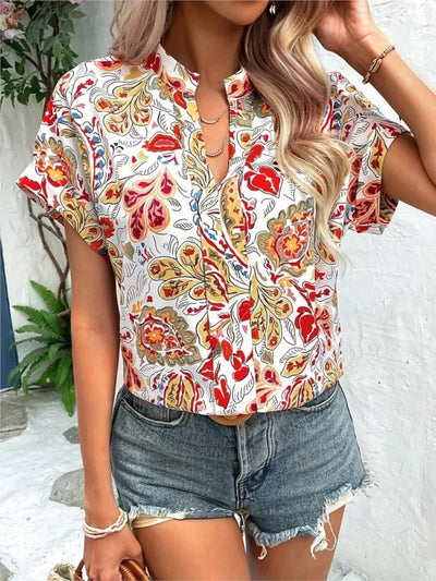 LORAINE – COLORFUL BLOUSE WITH A PLAYFUL TOUCH