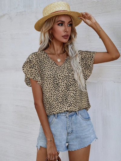 CASSIDY – CHIC BLOUSE WITH ABSTRACT ARTISTRY