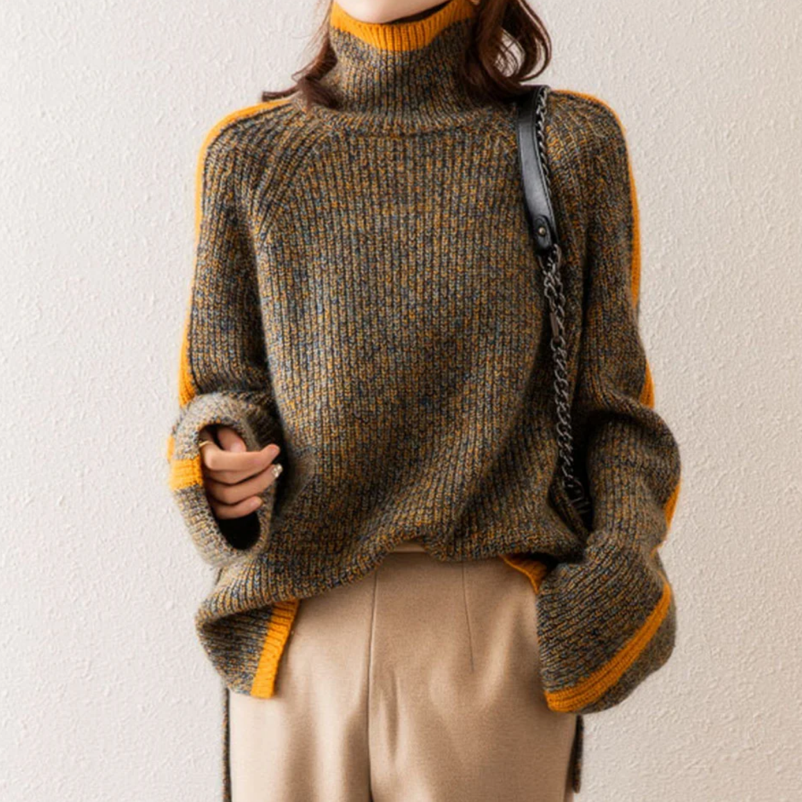 MIROVA – HIGH-NECK SWEATER