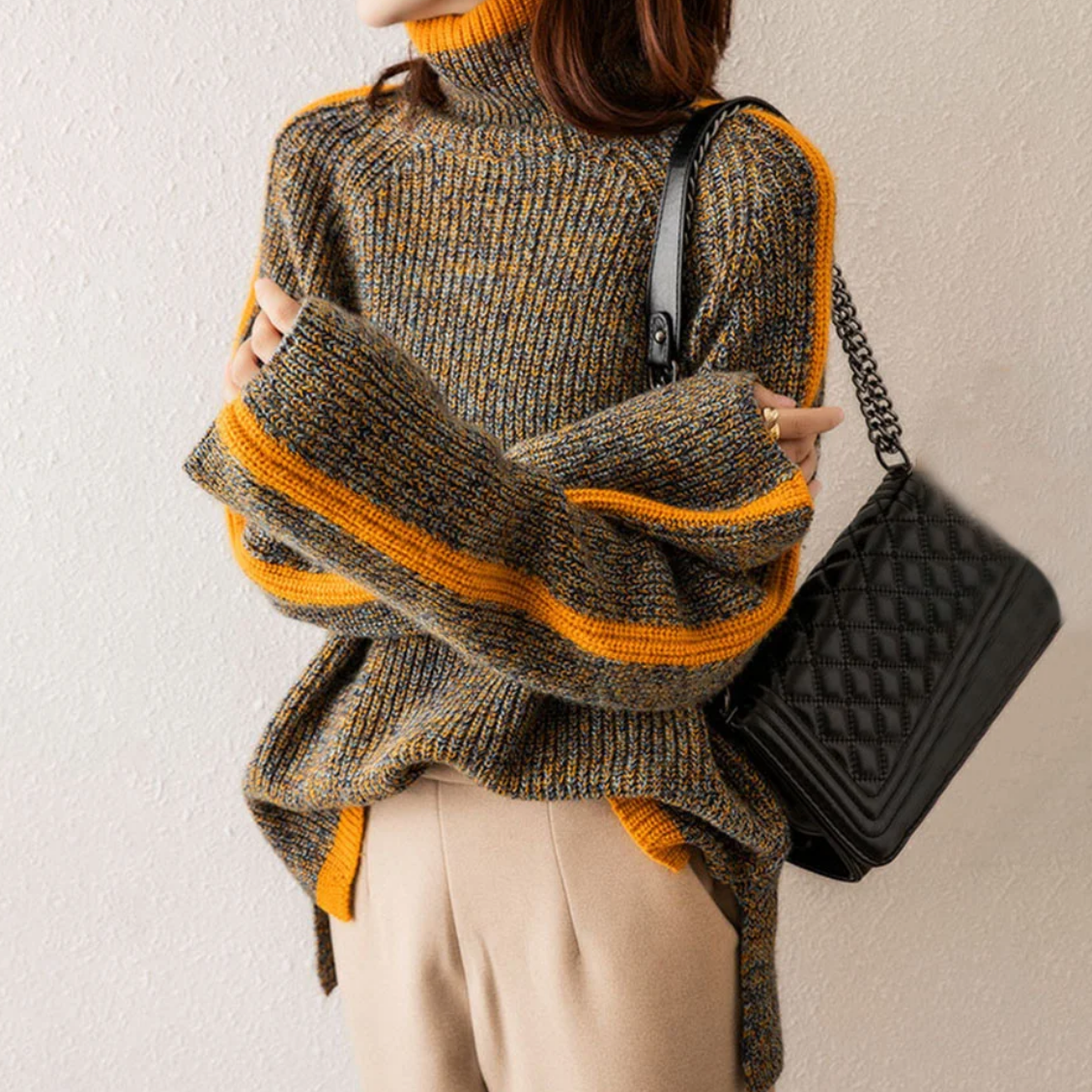 MIROVA – HIGH-NECK SWEATER