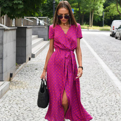ROSELYN – ELEGANT FLOW IN V-NECK CHARM