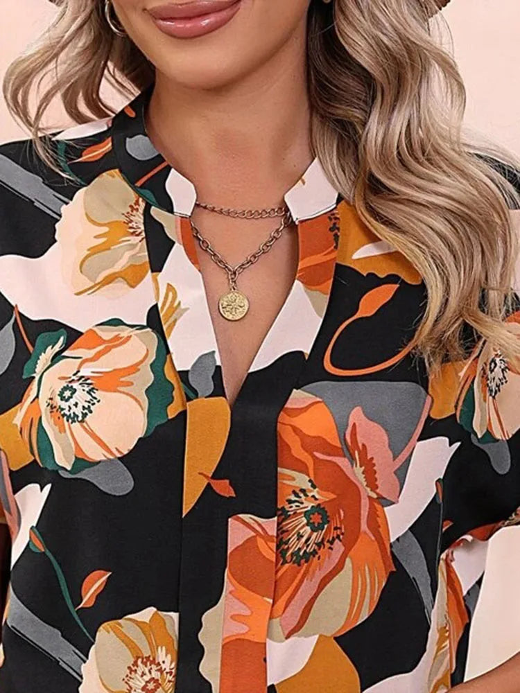 LORAINE – COLORFUL BLOUSE WITH A PLAYFUL TOUCH